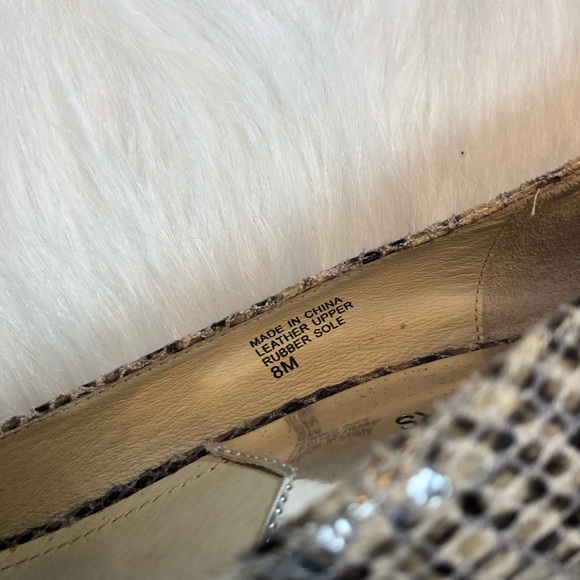 MICHAEL MICHAEL KORS Flexopen Peep Toe Crocodile Leather Heels - Picture 8 of 8